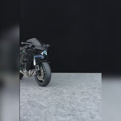 Kawasaki H2R 1/6 Diecast Motorcycle - Collector Display Model