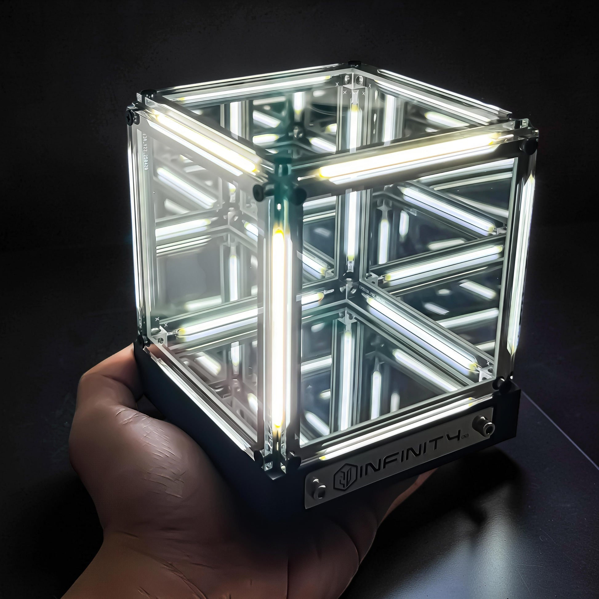 The Curious Mind 4D Infinite Space Abyss Night Light, an acrylic and ABS cube with internal LED lights creating an illusion of infinite depth.